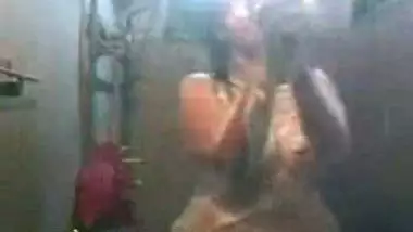 Famous bengali girl Jojo banerjee bath mms