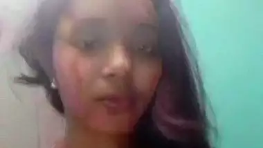 Holi nude video ? Desi undress after festival