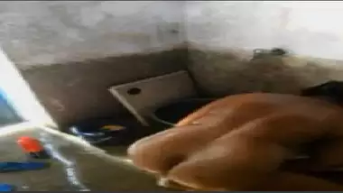 Secret video of desi sexy neighbor?s mom bathing