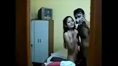 Indian College Girl?s Sex Clip With Classmate