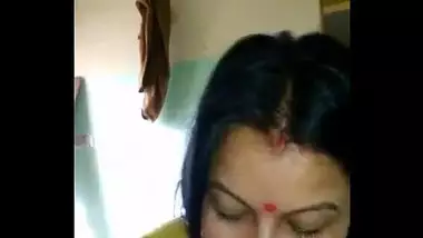 Sexy Village Bhabhi Sucking Neighbor?s Penis