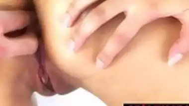 Porn star Sunny Leone?s first anal sex and fingering video exposed