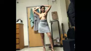 Hot Pakisatani Babe Good Collection Must Watch 5 HD Videos Part 5