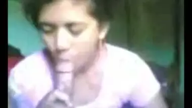 Desi house wife enjoys the big dick of her husband?s friend