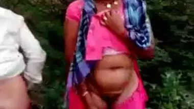 MMs Indian sex onlane - Couple Fucking In Forest