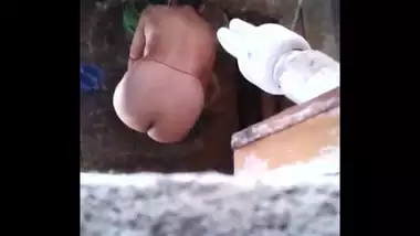 Bhabhi Caught Naked In Bath ? Movies