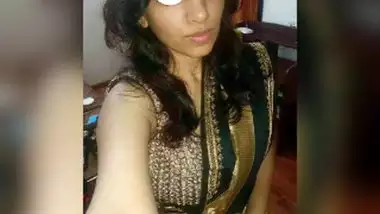 Desi Girlfriend displays her goods in selfies